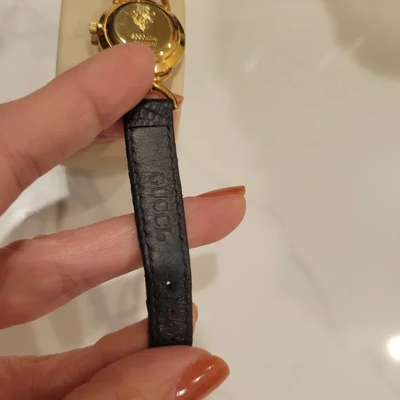 GUCCI Vintage Watch - Picture 9 of 15